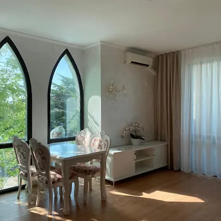 Babylon Apartment, Апартамент