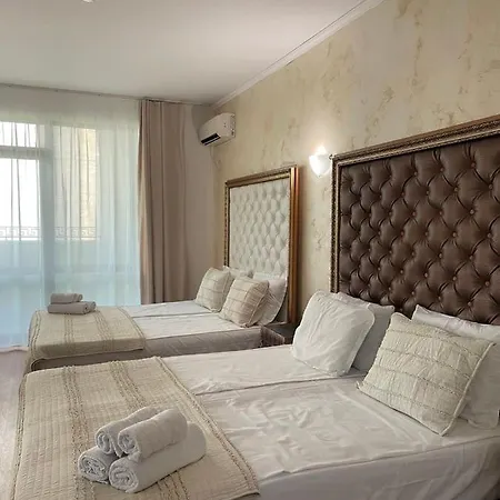 Babylon Apartment, Slăntjev Brjag